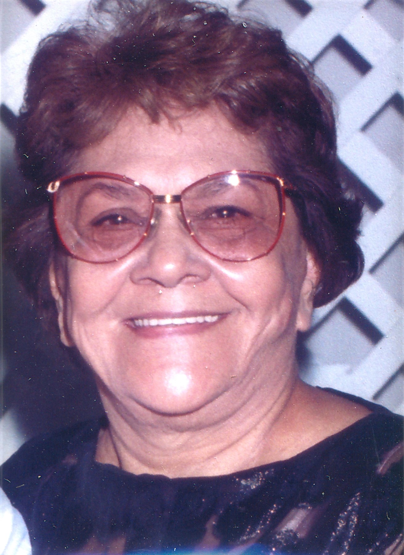 Mrs. Irene Santellana De La Garza Obituary Houston, TX
