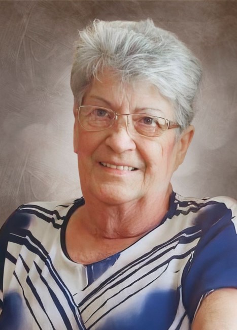 Obituary of Lysette Brisebois