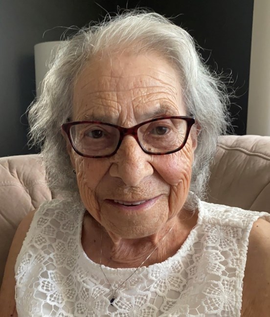 Obituary of Lorraine Evelyn Gill