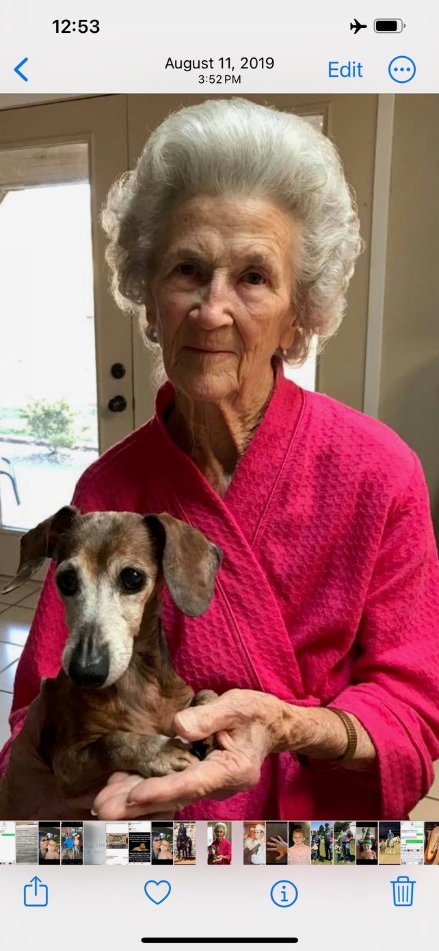 Avis de décès de Lina Lynn Barton