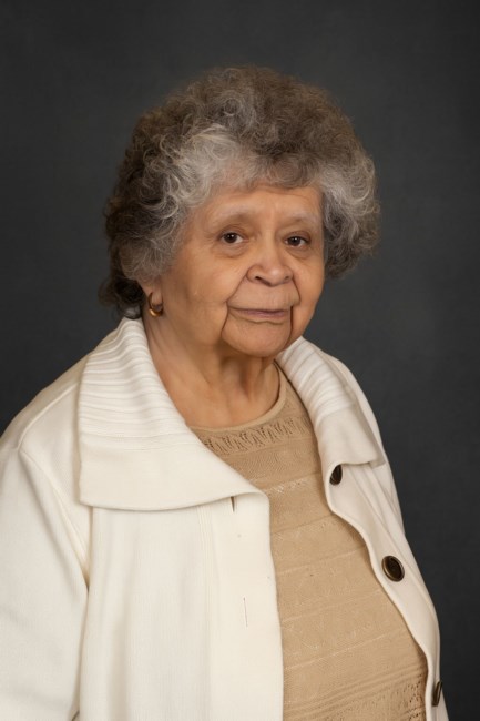 Avis de décès de Aurora P Salas