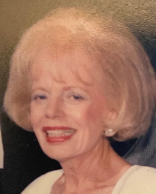 Obituary of Elaine S. Simons