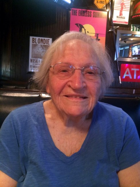 Obituario de Edna May Kreighbaum