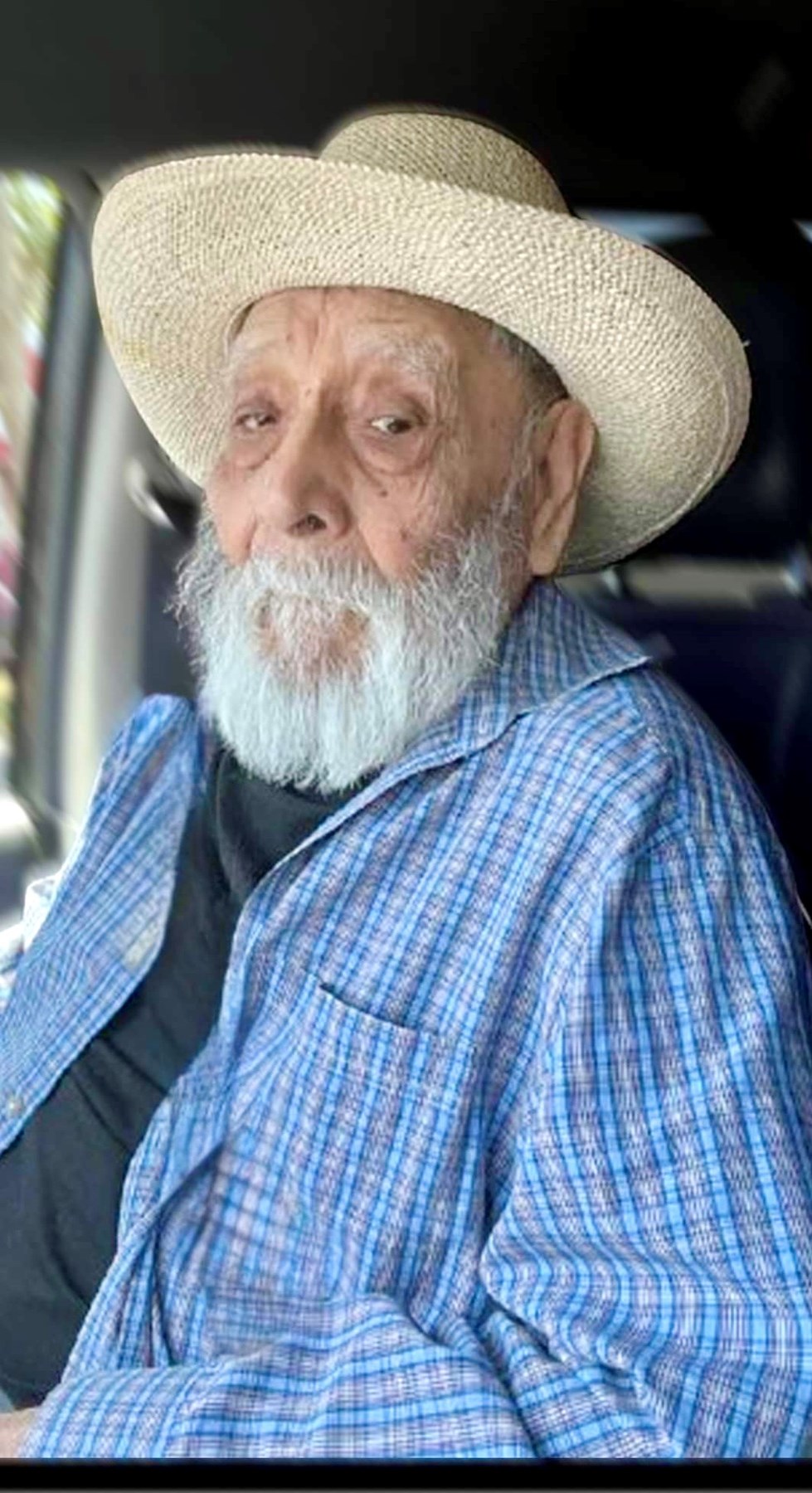 Obituary of Esteban Prado Lara