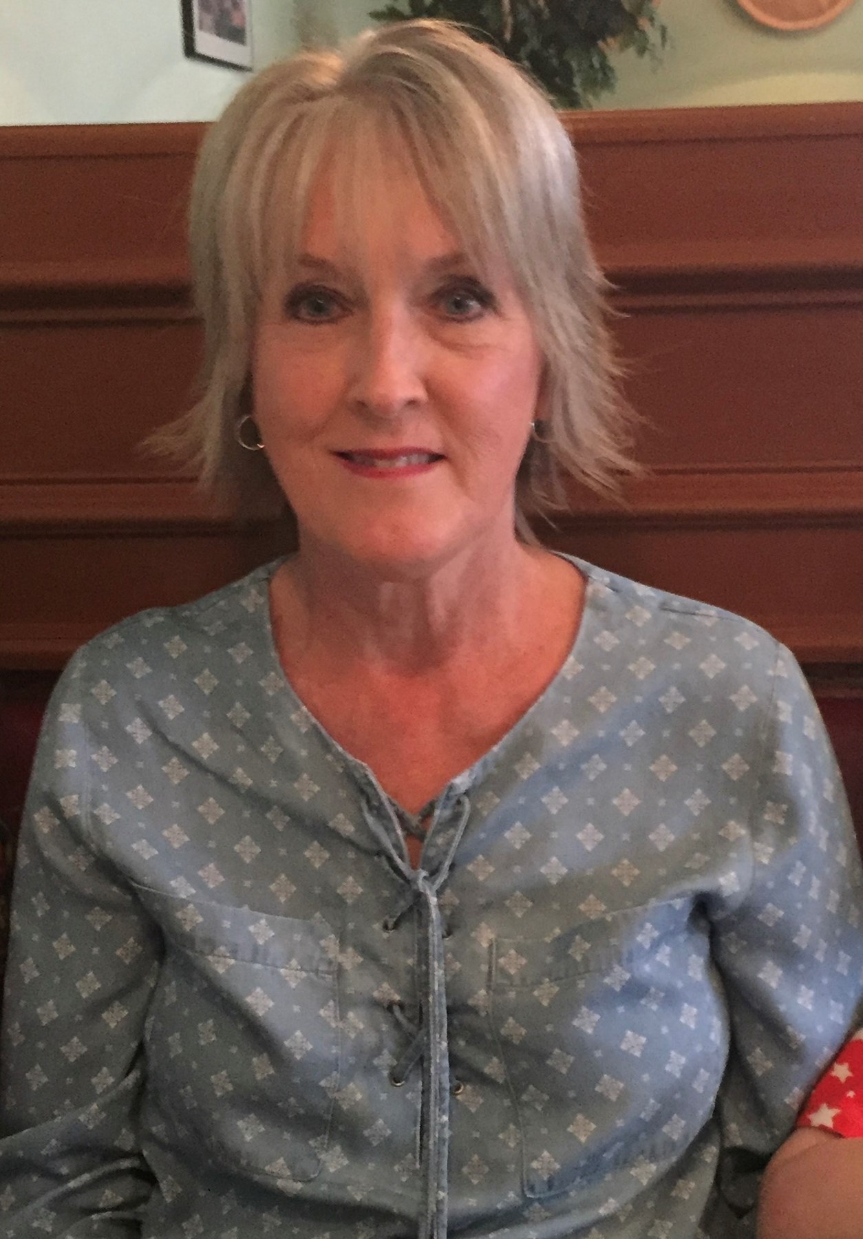 Obituary of Teresa R Crume