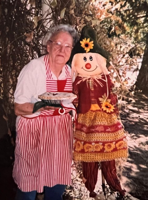 Obituary of Thea May Pickett