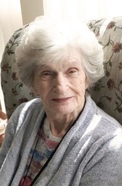 Obituario de Elizabeth "Betty" Van Hezewyk