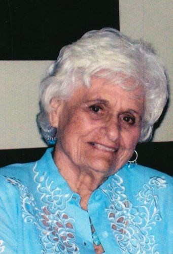 Obituario de Helen Gallagher