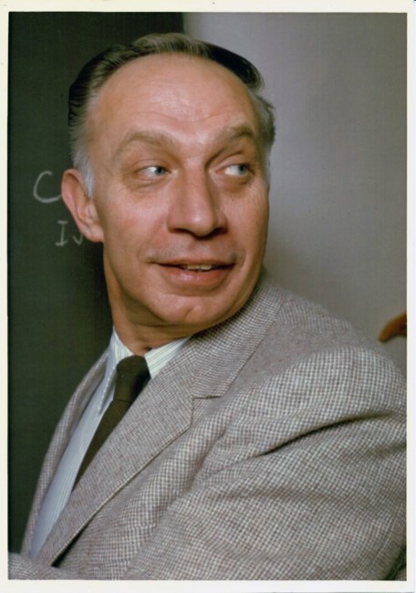 Obituario de Mr. Charles C. Hoop