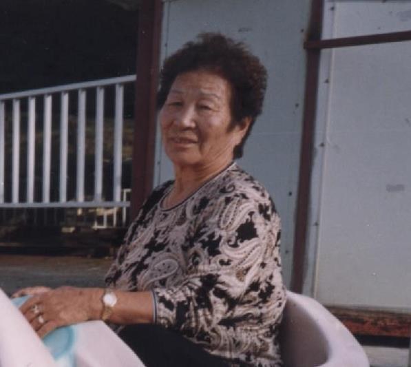 Obituary of An Sim Om