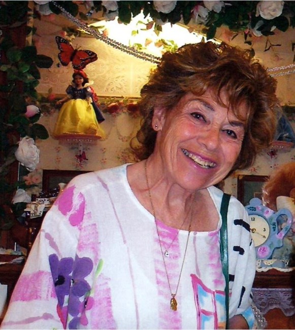 Obituary of Sylvia Sanders