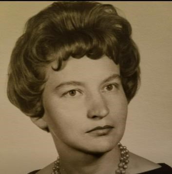 Obituary of Frieda Maria Summers