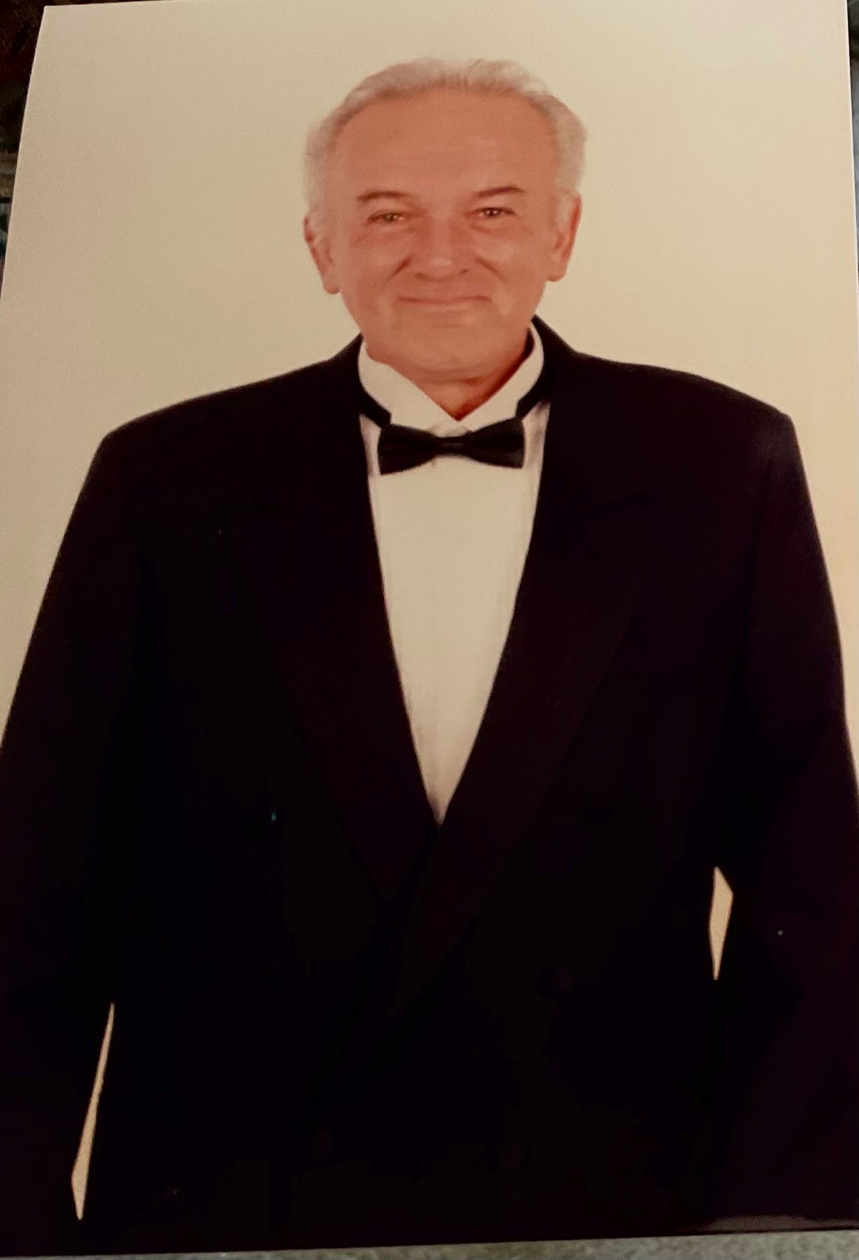 Obituary of Sandy Singer