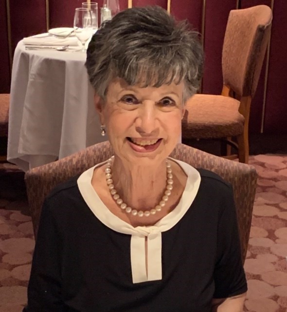 Obituario de Peggy Simon