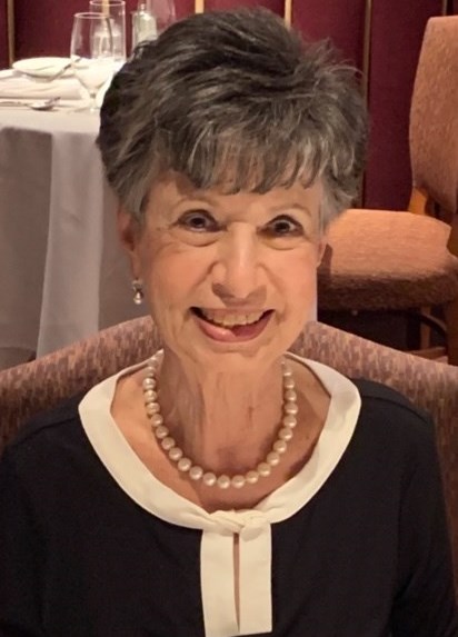 Obituario de Peggy Simon