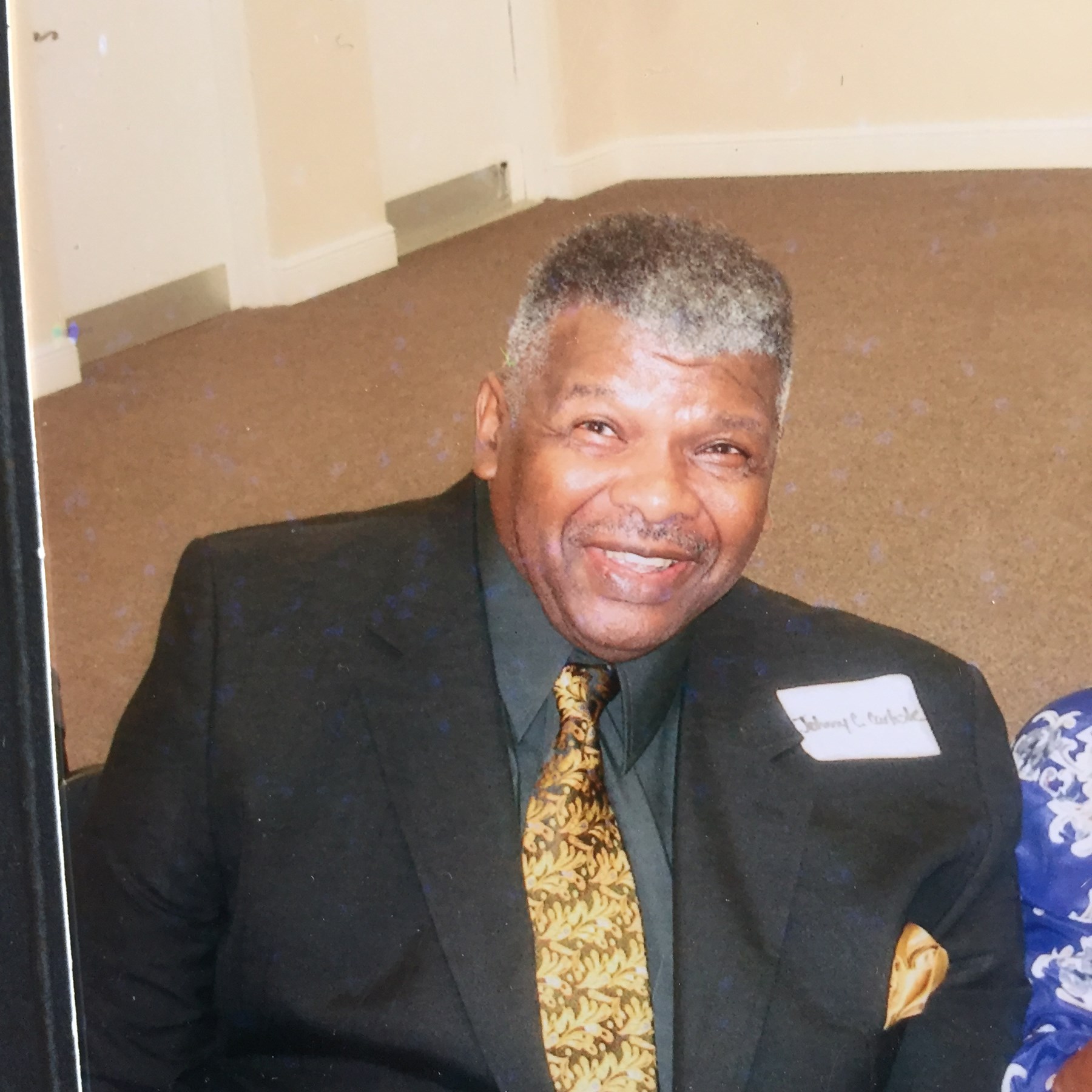 Obituario de Johnny C Carlisle