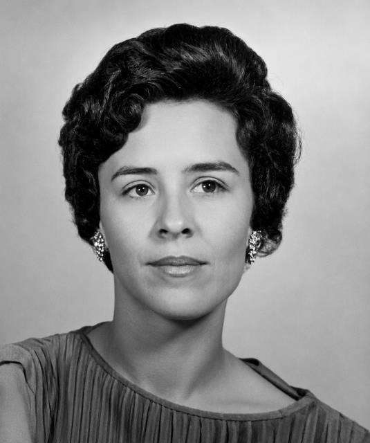 Obituary of Shirley Mae Tuttle