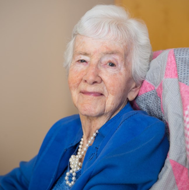 Obituary of Lola Donald