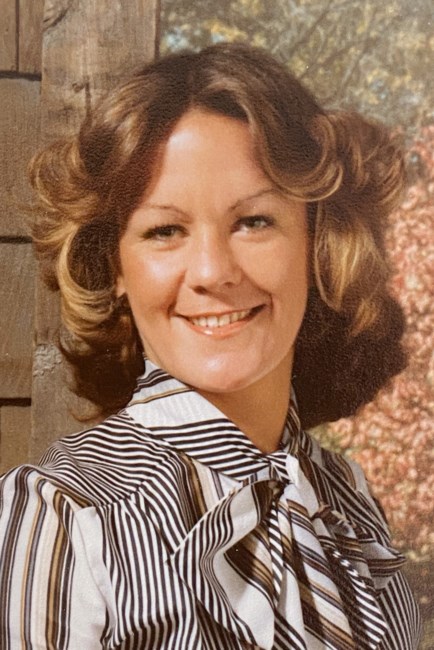 Obituario de Debra "Debbie" Frances Smith