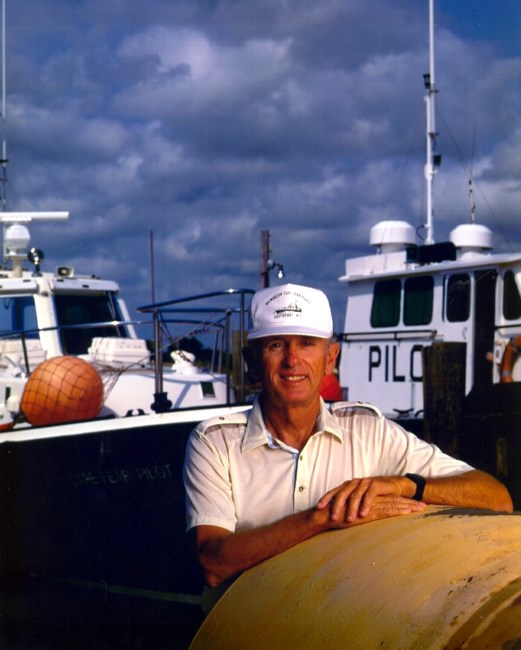 Obituary of Capt. Robert "Buck" Edward Smith