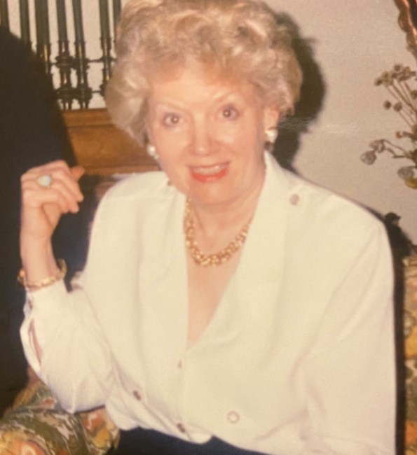Obituary of Doris Mary Ann Magnolo