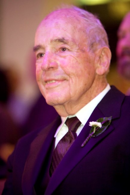 Avis de décès de Chuck Kennedy