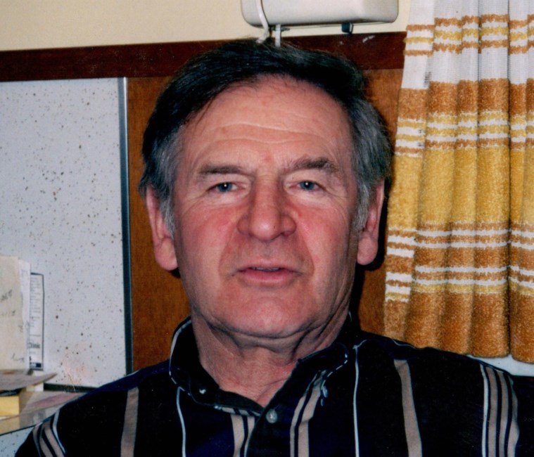 Obituary of Robert E. Ault