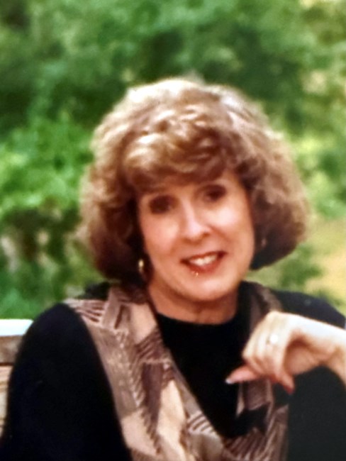 Avis de décès de Margie Moore Cook