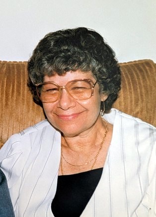 Obituary of Joan May Florence Chapin