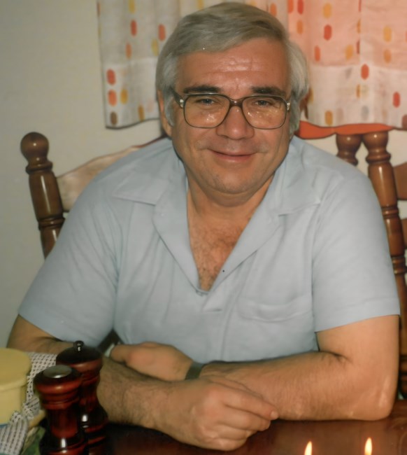 Obituario de Mr. Nick Adamowski