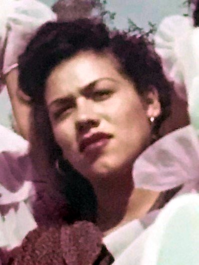 Obituary of Leonor Navarro
