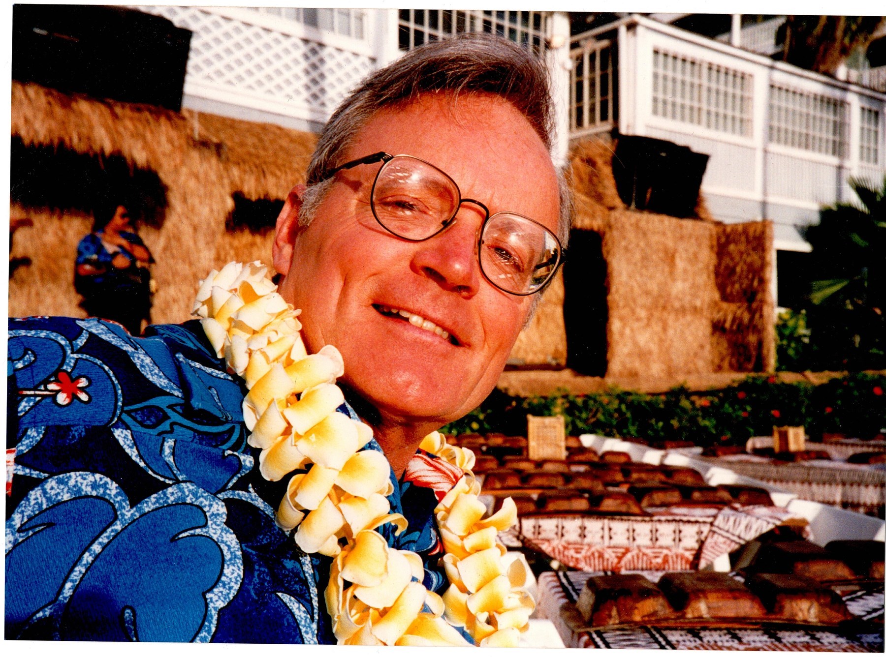 Obituario de Earl Maurice Snyder