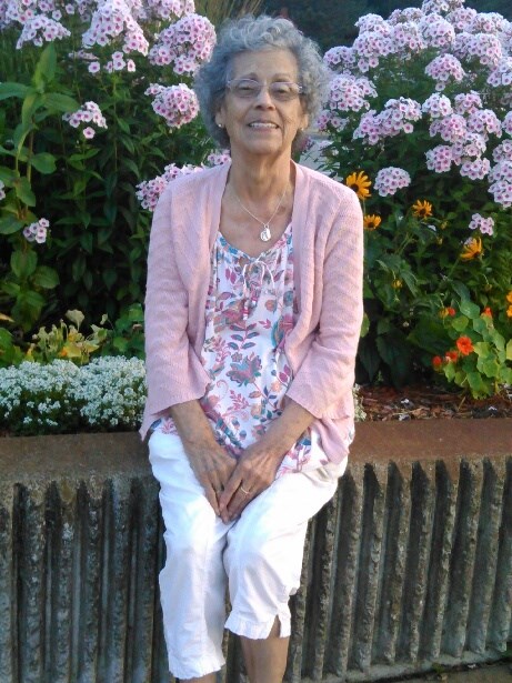 Obituary of Maria "Mary" Cruz