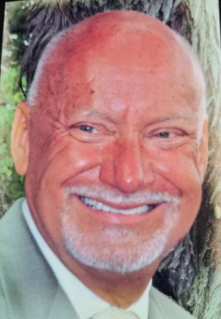 Obituary of C. Wayne Kipple