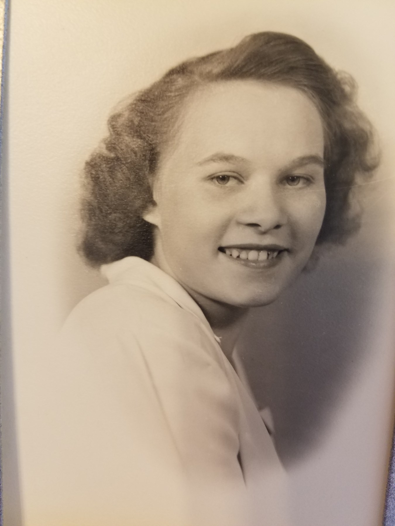 Obituary of Margaret Virginia Rhodes