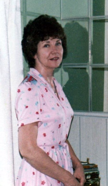 Obituary of Mary Joyce Davis Alley