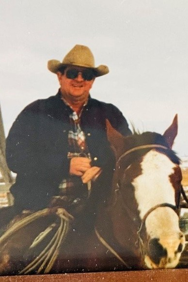 Obituary of Dwayne D Muhr