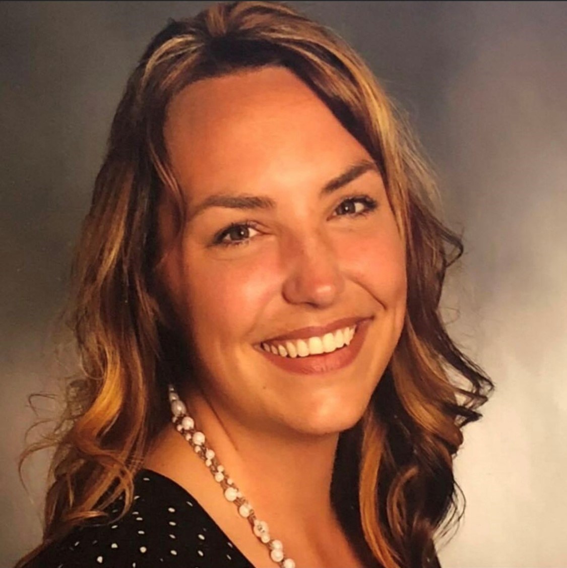 Sarah Blackburn [Profiles] • Instagram, Twitter, TikTok Foller