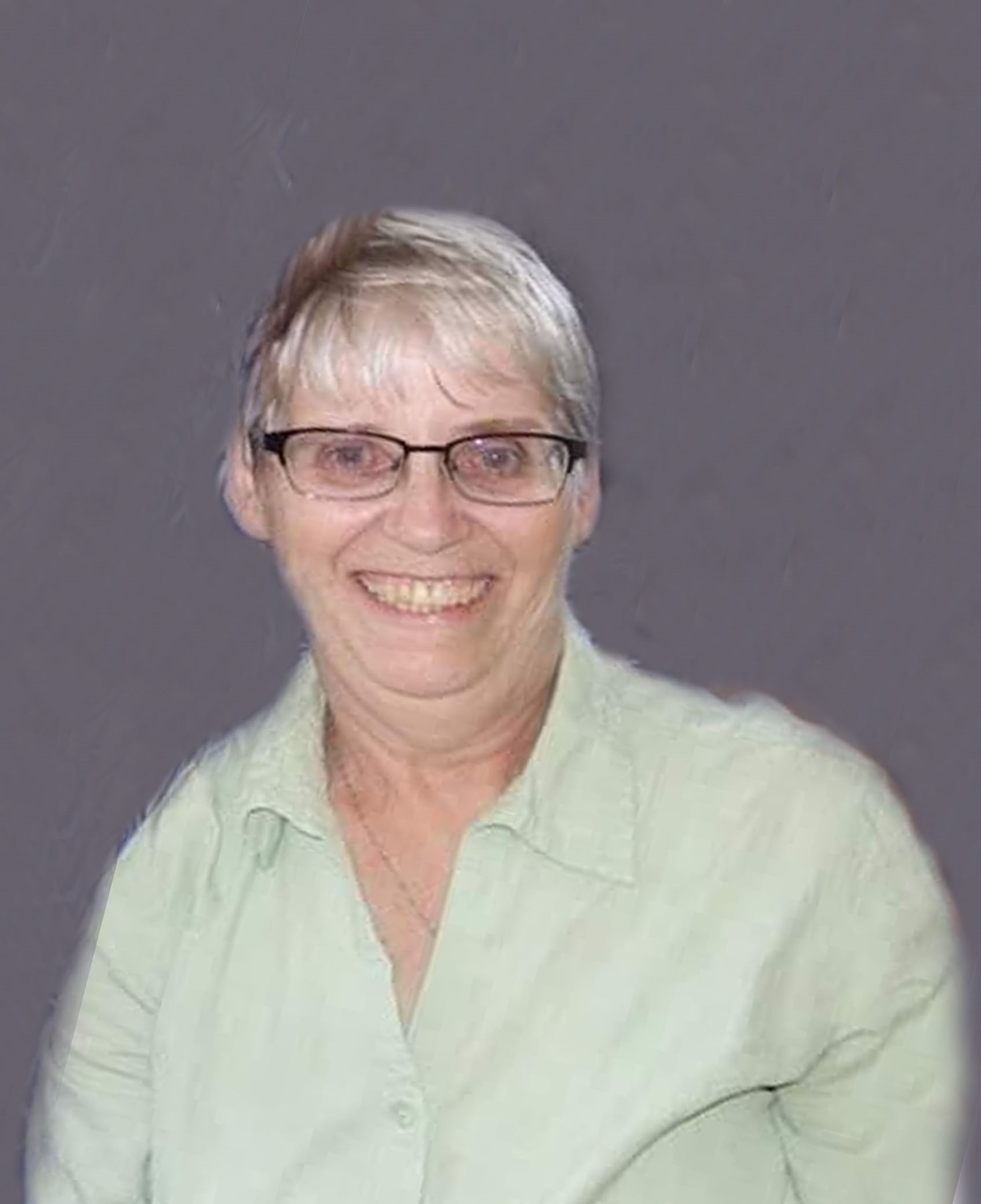 Obituary of Marlyne Myrtle Crawford