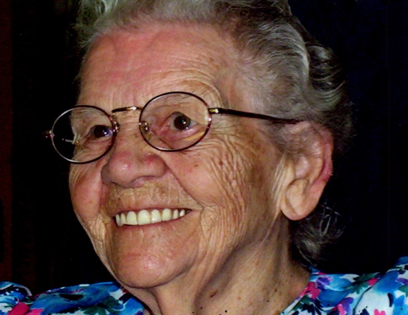 Obituary of Alice Margaret Woods