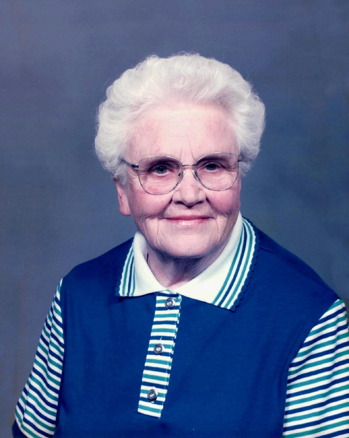 Obituario de Ruby E. (Poppe) Paustian