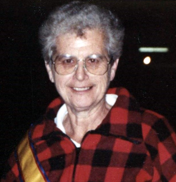 Obituary of Lynda "Bitsy" Young Pool