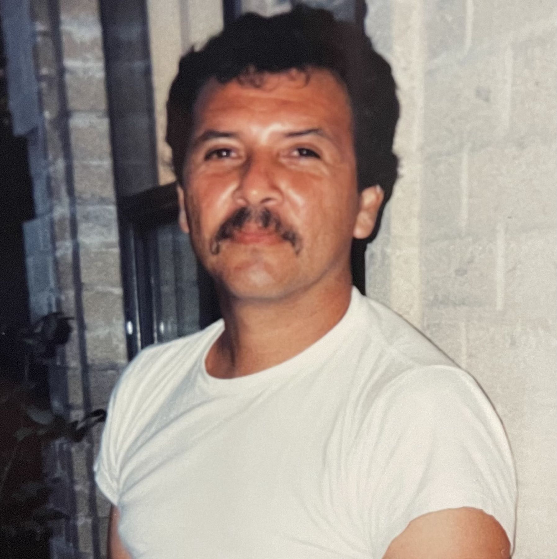 Obituary of Vicente Aparicio