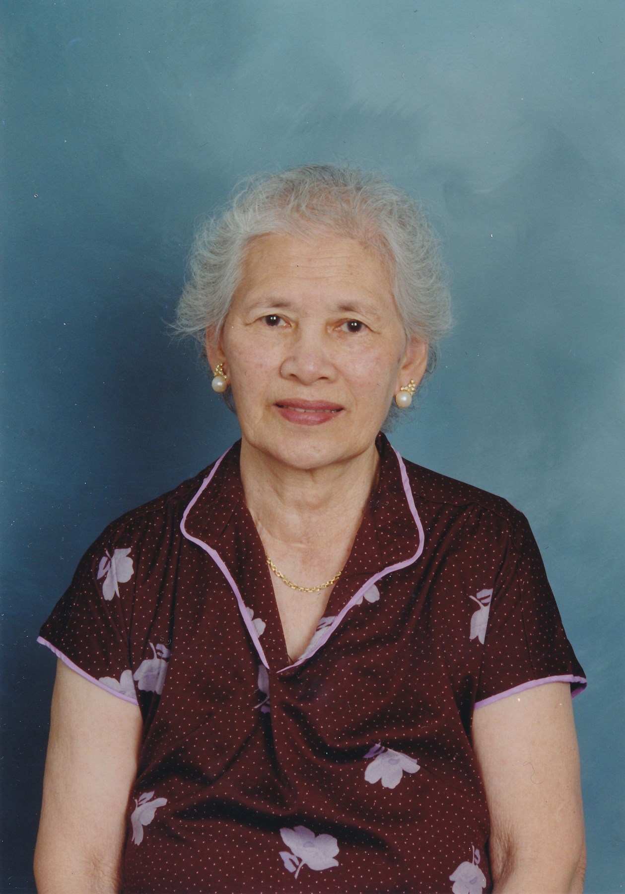 Obituary of Estrella V. Sanares