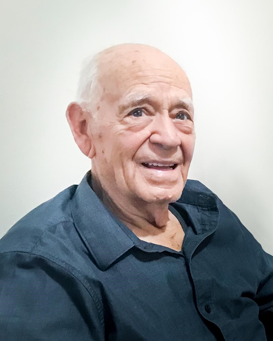 Obituary of Reyes G Perez