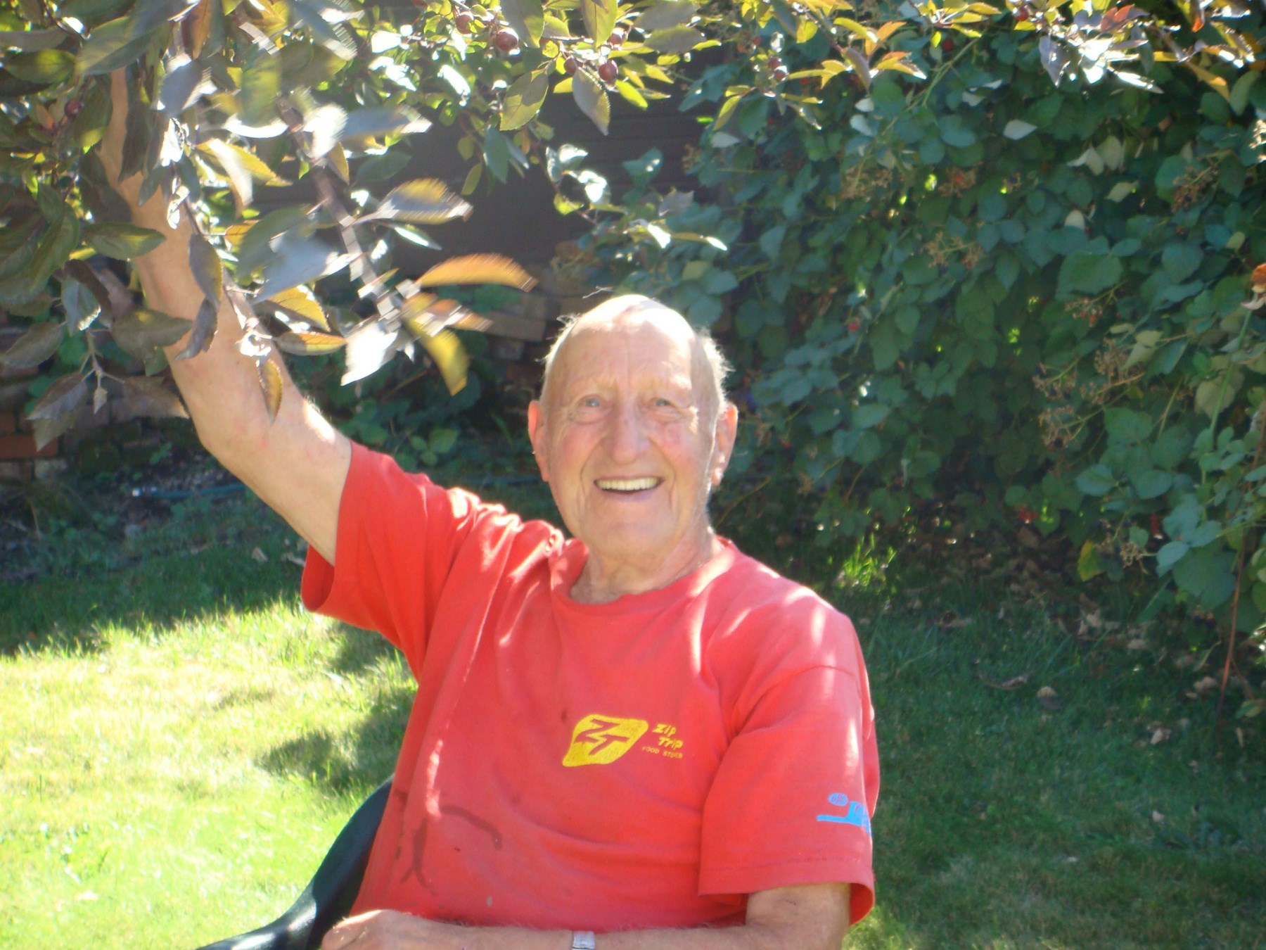 Obituary of Everett Lynn Wilcox