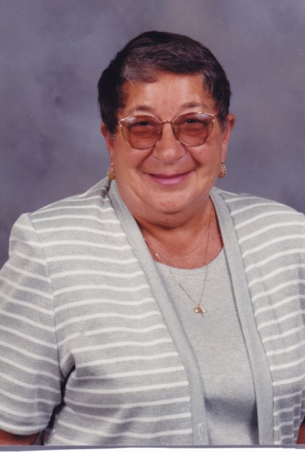Obituary of Leona Laurer