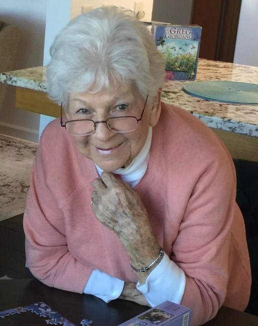 Obituary of Regina Antoinette Tennant