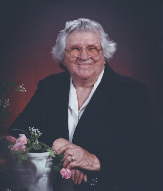 Obituary of Mary Lucy Manyik