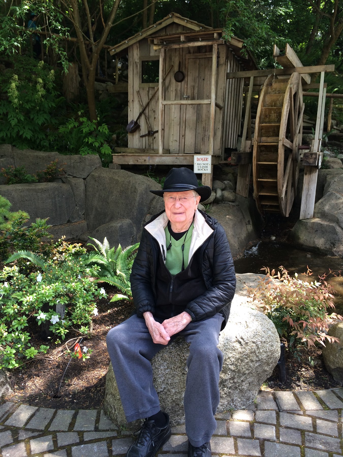 Obituary of John Robert Gunn